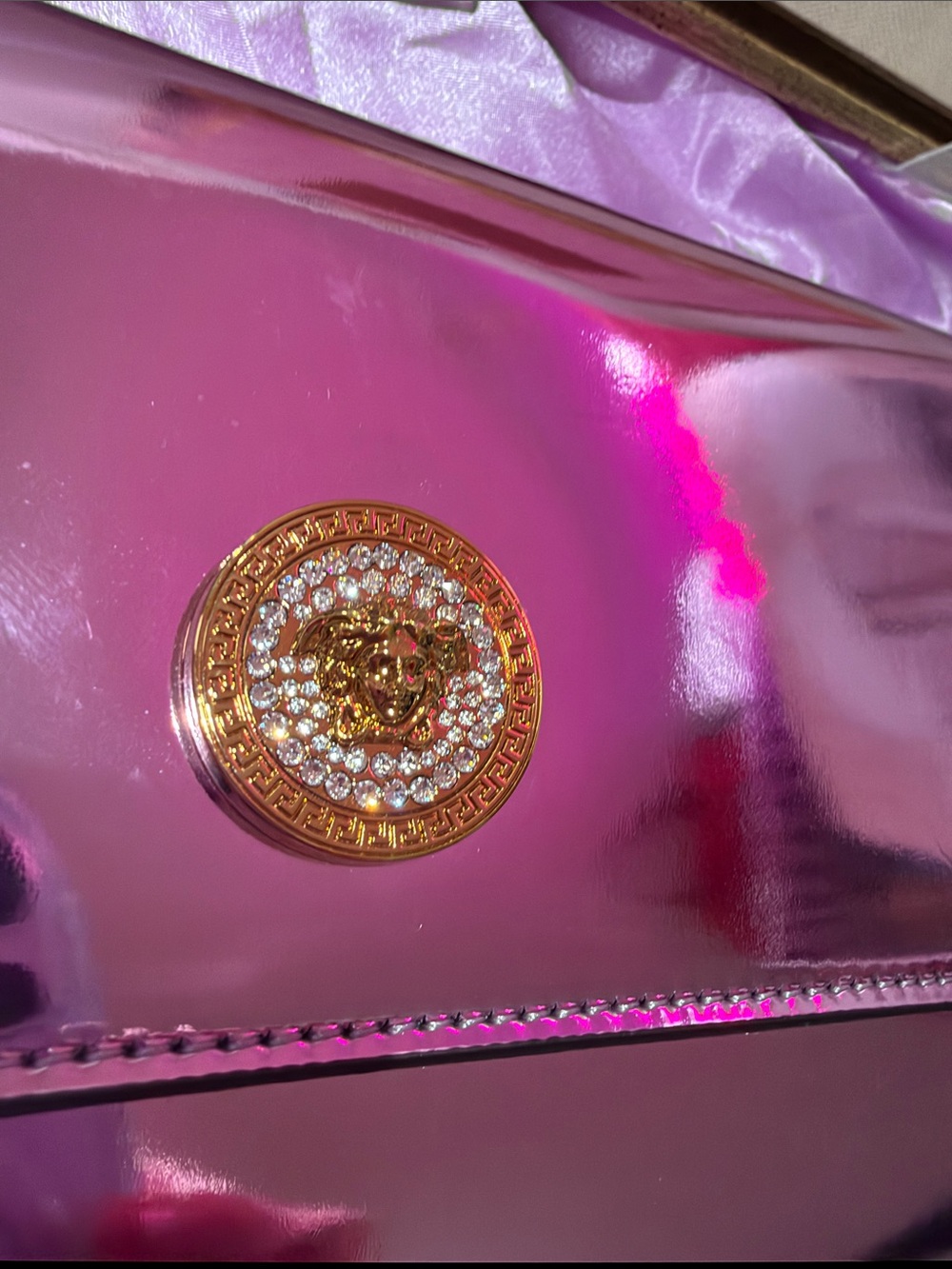 Versace NWT 💥 sold out💥 pink graphite clutch Crossbody chain bag - Picture 7 of 8